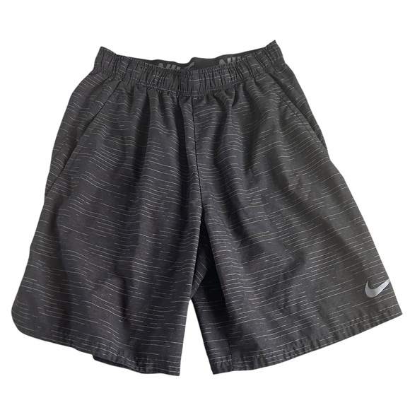 Nike Dri-FIT‎ Men’s Athletic Shorts Black Size M Lined Lightweight 2 Pockets - Picture 1 of 5